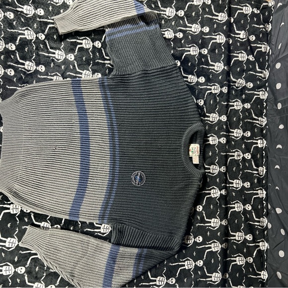 Vintage Late 80’s-Early 90’s Wrangler Men's Charcoal and Navy Crewneck Sweater - Picture 1 of 13